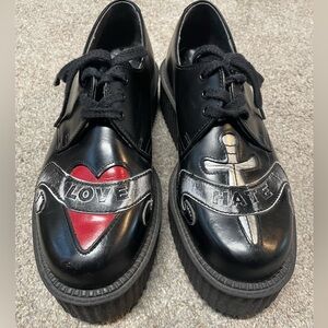 TUK Women’s LOVE/HATE Creepers Size 7